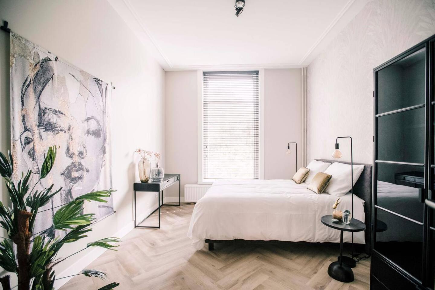 Xxl Loft With Bath Located Stadsvilla Tilburg Exterior foto